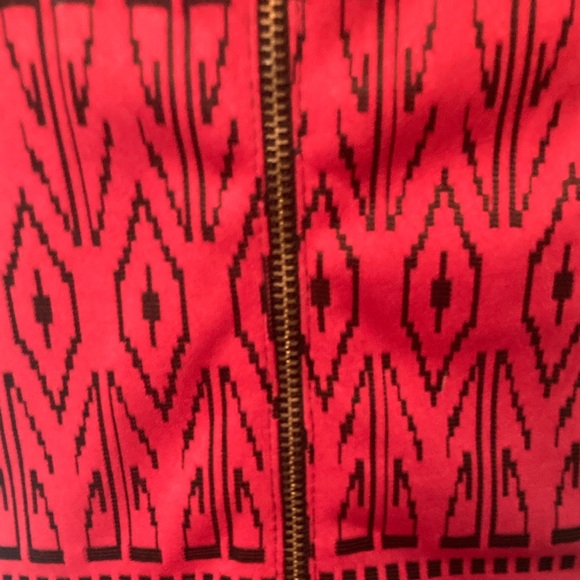 Cap Sleeve Red & Black dress - Picture 7 of 8